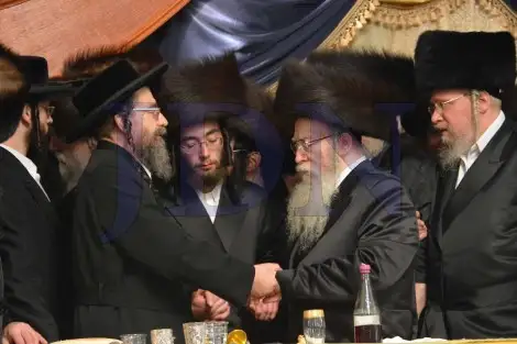 סעודת-החתונה-בפשעוורסק-בפתח-תקוה-צילום-שוקי-לרר-58-470x313.jpg סעודת-החתונה-בפשעוורסק-בפתח-תקוה-צילום-שוקי-לרר-58-470x313.jpg